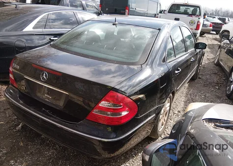 2003 Mercedes-Benz E 320 z USA, uszkodzony, nr VIN WDBUF65J63A157839